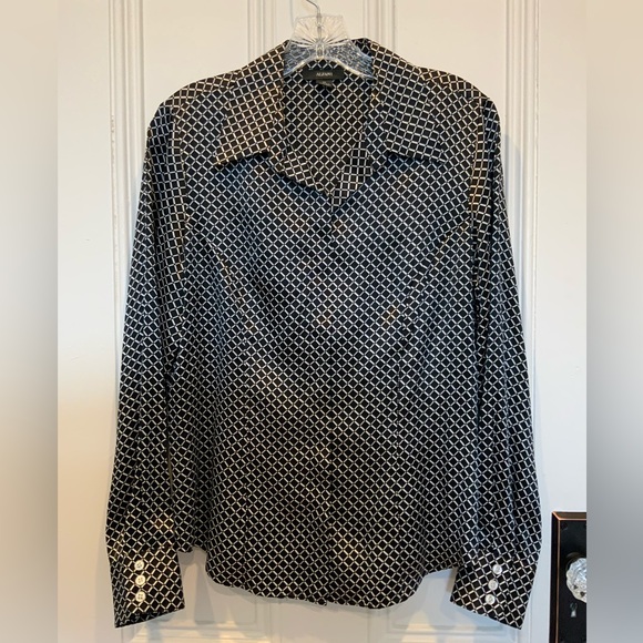 Alfani 100% Silk Black and White Patterned Butterfly Collar Buttoned Down Blouse - Picture 1 of 5